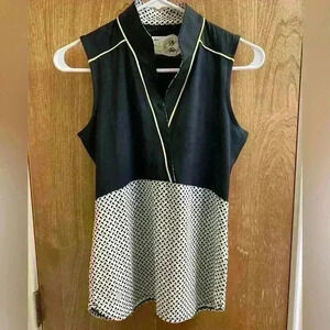 Greg Norman Women’s Golf Shirt XS Black with Patterns Special PGA Patch on Back